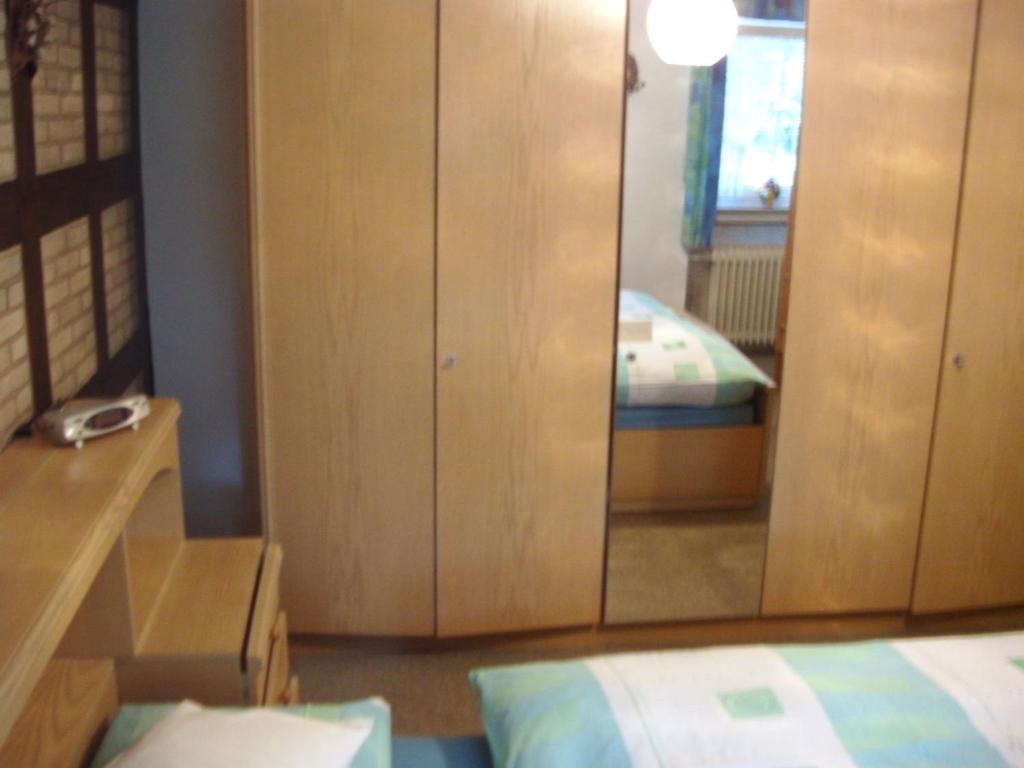 Ferienwohnungen Seidenweber Schmallenberg Room photo